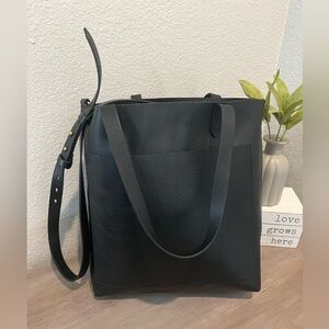 Madewell Medium Transport Tote black leather
